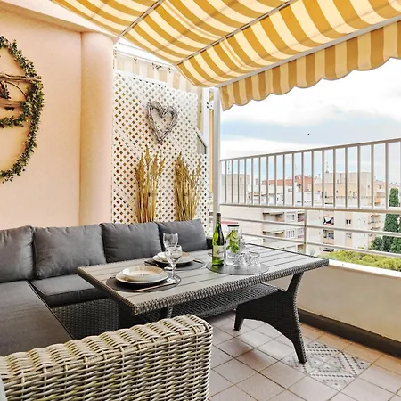 Lejlighed Penthouse Louis *